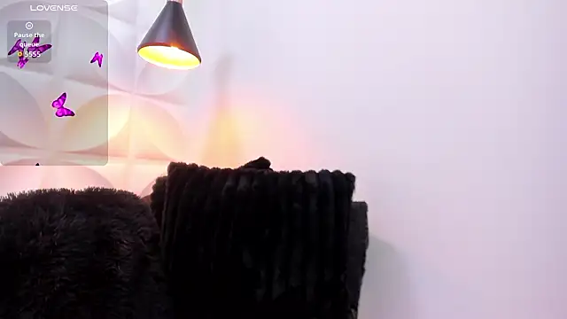 zaira skinny online show from February 2026 03:26:02 AM