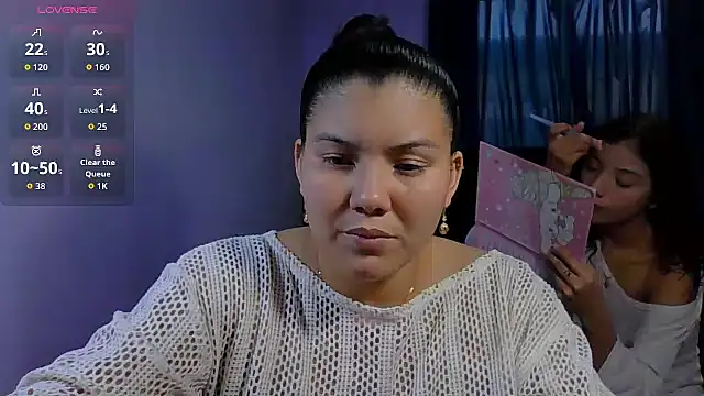 Snapshot of Helena-Paola chatting on February 2026 10:22:01 PM Helena-Paola online show from February 2026 10:22:01 PM