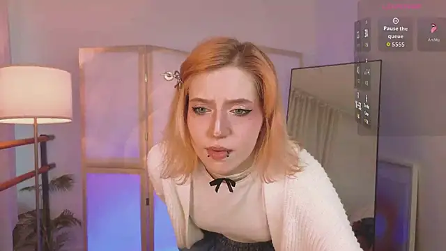 Snapshot of MoonlightAsuna chatting on February 2026 01:38:02 PM MoonlightAsuna online show from February 2026 01:38:02 PM