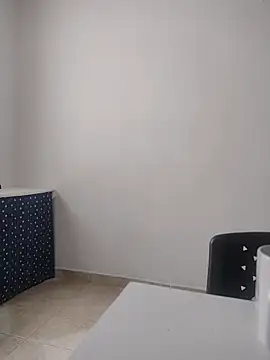 Juanstevan2724 online show from February 2026 05:44:02 PM