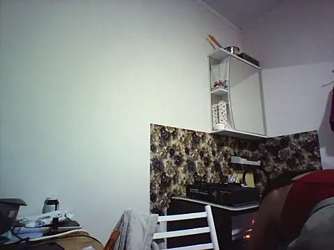 Snapshot of bella2322 chatting on January 2026 03:50:01 PM bella2322 online show from January 2026 03:50:01 PM