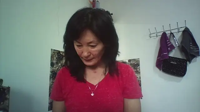 Snapshot of bella2322 chatting on February 2026 04:28:02 AM bella2322 online show from February 2026 04:28:02 AM