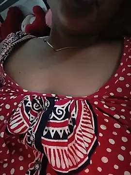 Hot-Tinaa online show from July 2026 01:52:01 AM