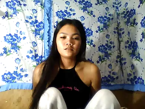 PinaySkinnyJust18 online show from April 2026 09:01:02 PM