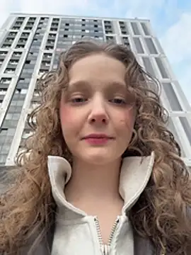 outside rosy online show from April 2026 04:23:01 PM