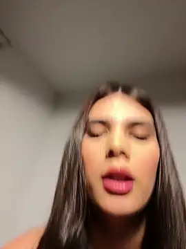 Lily WellGifted online show from April 2026 07:50:02 PM