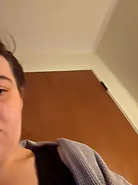 Ashlovescannabis online show from February 2026 04:40:02 PM