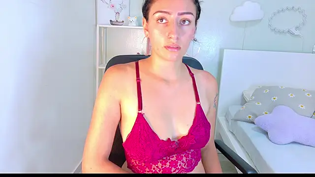 AmmyRouse   online show from February 2026 11:04:02 AM