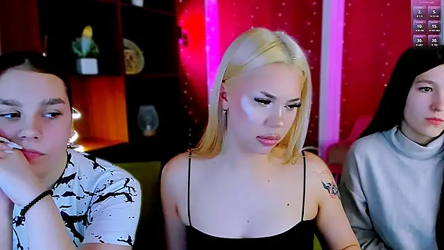 Snapshot of alexa_bonni chatting on February 2026 06:45:02 AM alexa bonni online show from February 2026 06:45:02 AM