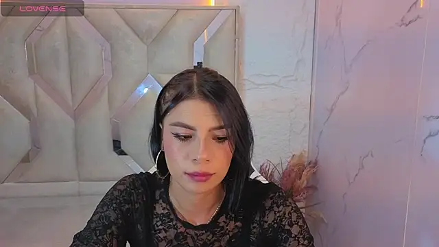 Melisa v online show from April 2026 08:32:02 PM