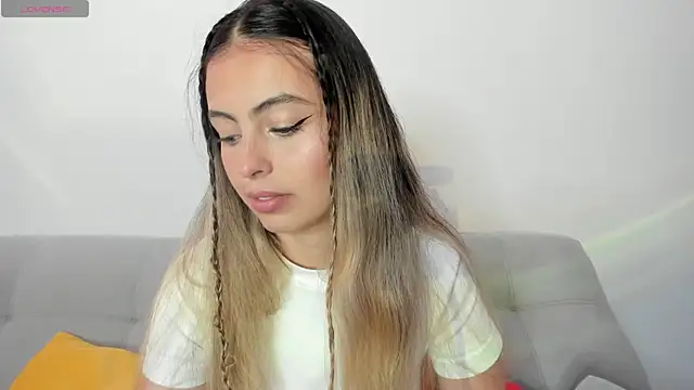 Fernanda aaaa online show from April 2026 03:17:02 PM