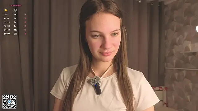 Snapshot of ShaeHeeter chatting on February 2026 04:08:02 AM ShaeHeeter online show from February 2026 04:08:02 AM