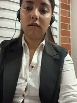 A-uroora online show from February 2026 07:27:02 AM