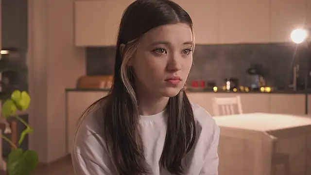 Snapshot of EleniRoeber chatting on February 2026 04:11:02 PM EleniRoeber online show from February 2026 04:11:02 PM