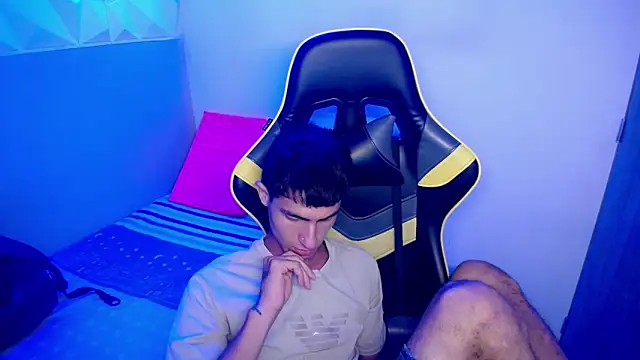 Snapshot of Akyra_latinn chatting on February 2026 04:30:01 PM Akyra latinn online show from February 2026 04:30:01 PM