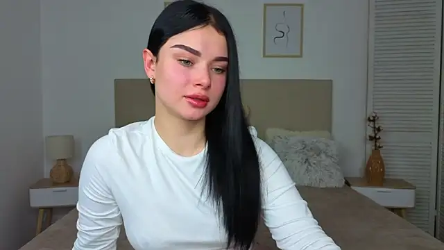 Silena sky online show from February 2026 02:27:02 PM