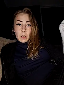 dewimp1 online show from April 2026 07:51:01 PM