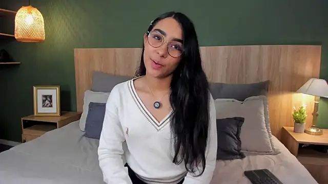 scarlett25   online show from March 2026 08:05:01 PM