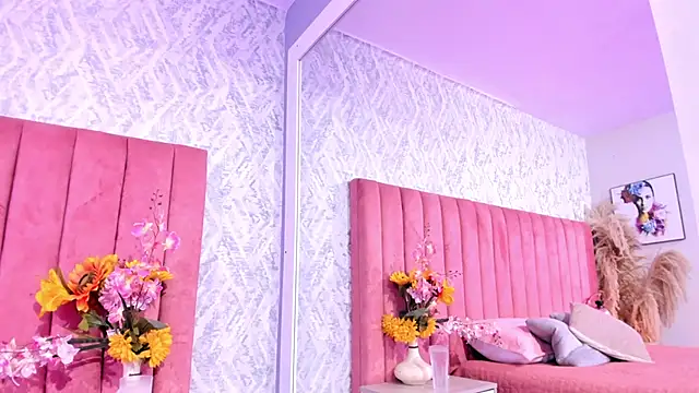 chiarabonds online show from February 2026 05:09:02 PM