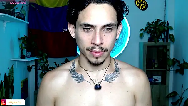 Snapshot of Magnuz_Col chatting on February 2026 02:53:01 AM Magnuz Col online show from February 2026 02:53:01 AM