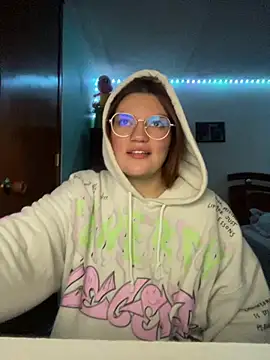 Snapshot of Vixroy7 chatting on February 2026 12:40:02 AM Vixroy7 online show from February 2026 12:40:02 AM