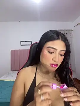 Snapshot of GabrielaZuluaga chatting on February 2026 06:08:01 AM GabrielaZuluaga online show from February 2026 06:08:01 AM