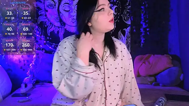 Snapshot of Marshmallowbeauty_ chatting on March 2026 12:12:01 AM Marshmallowbeauty online show from March 2026 12:12:01 AM