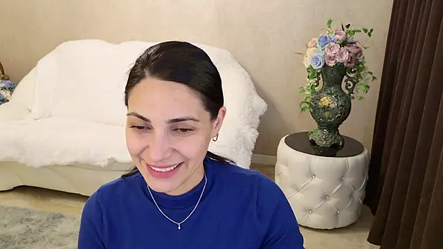 LovelyBeatrice online show from February 2026 11:03:01 AM