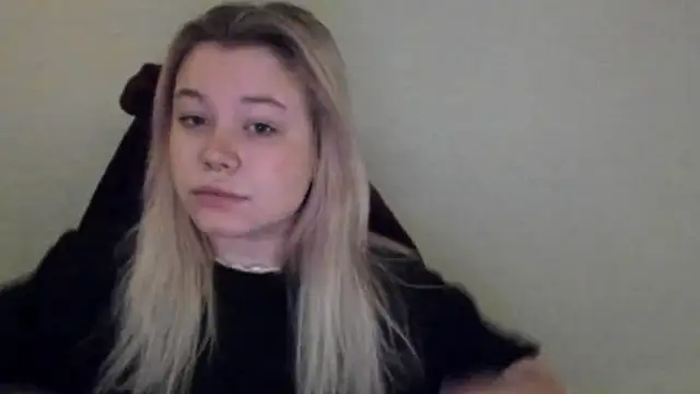 Snapshot of Lulu_Di chatting on February 2026 12:18:02 AM Lulu Di online show from February 2026 12:18:02 AM