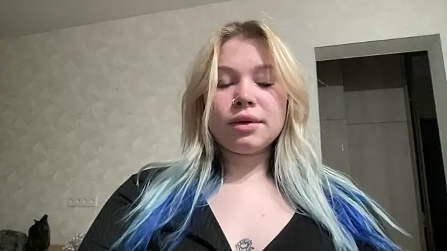 Snapshot of Lulu_Di chatting on March 2026 08:37:01 PM Lulu Di online show from March 2026 08:37:01 PM