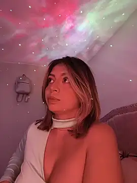 Snapshot of BellaDonna_16 chatting on February 2026 11:22:01 PM BellaDonna 16 online show from February 2026 11:22:01 PM