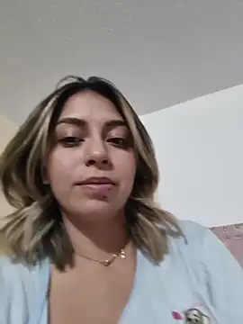 Snapshot of BellaDonna_16 chatting on February 2026 04:02:01 AM BellaDonna 16 online show from February 2026 04:02:01 AM