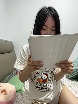 Snapshot of miaomiaou_ chatting on February 2026 06:18:01 PM miaomiaou online show from February 2026 06:18:01 PM