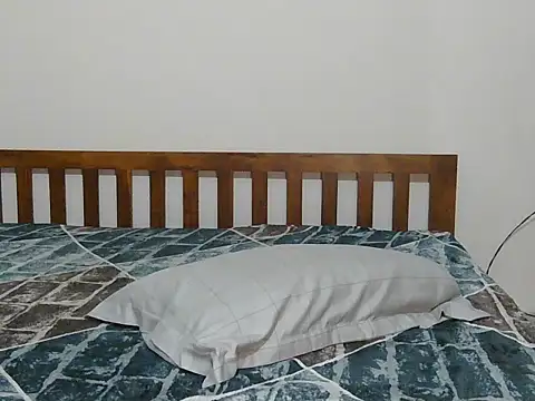 Snapshot of angelpriya_ chatting on February 2026 05:43:02 PM angelpriya online show from February 2026 05:43:02 PM