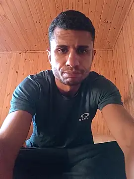 Snapshot of Tiagoow01 chatting on May 2026 12:12:02 PM Tiagoow01 online show from May 2026 12:12:02 PM