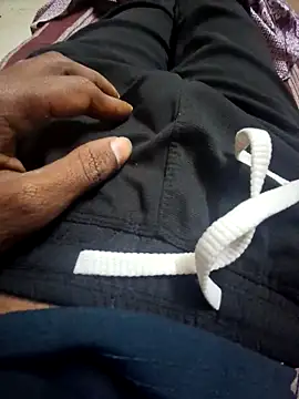 Ayush281999 online show from January 2026 01:04:01 PM