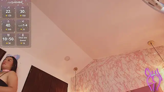 SOPHIIE LUX  online show from March 2026 07:20:02 PM