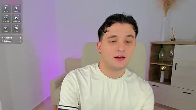 Snapshot of Massimo_Fiore chatting on February 2026 02:15:02 AM Massimo Fiore online show from February 2026 02:15:02 AM