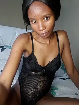 EbonyDivine online show from April 2026 01:29:02 PM