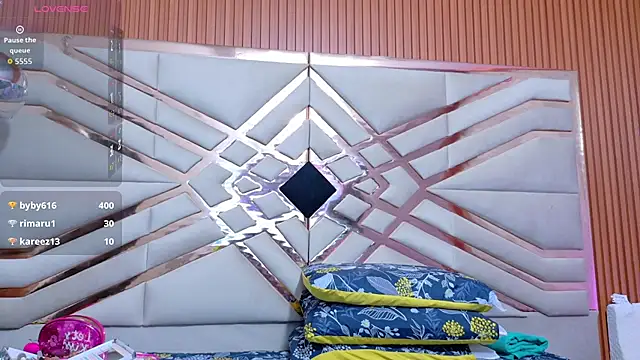 Snapshot of Rizantella chatting on February 2026 02:18:01 AM Rizantella online show from February 2026 02:18:01 AM