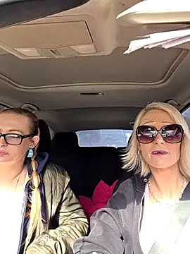 BeautifulFire23 online show from February 2026 06:18:01 PM