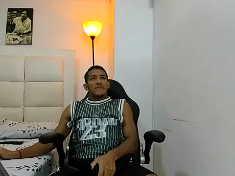 ricky spensar23cm  online show from February 2026 02:08:01 AM