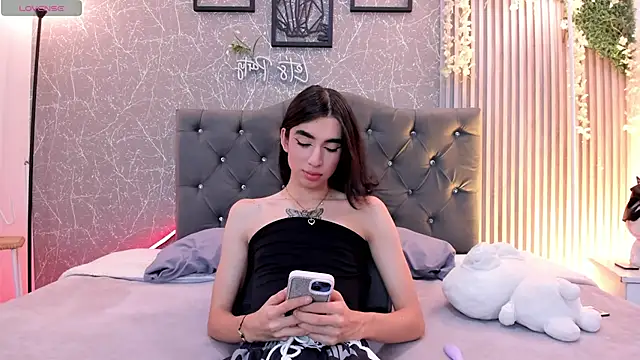 lana gill1 online show from April 2026 04:56:02 PM