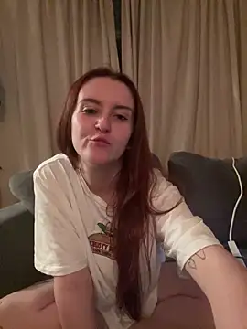 Snapshot of PoppySlut6999 chatting on February 2026 10:03:02 PM PoppySlut6999 online show from February 2026 10:03:02 PM