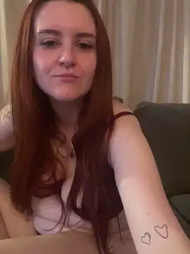 Snapshot of PoppySlut6999 chatting on March 2026 09:53:02 PM PoppySlut6999 online show from March 2026 09:53:02 PM