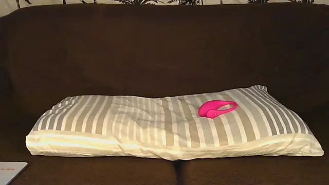 Snapshot of AfricanGodesss chatting on March 2026 12:21:01 PM AfricanGodesss online show from March 2026 12:21:01 PM