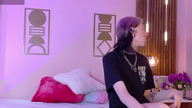 Snapshot of Hanna-Winchester chatting on February 2026 03:44:02 AM Hanna-Winchester online show from February 2026 03:44:02 AM