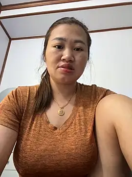 Snapshot of Puka2001 chatting on February 2026 03:28:02 AM Puka2001 online show from February 2026 03:28:02 AM