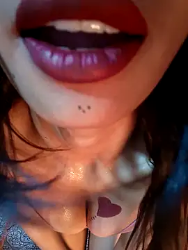 Snapshot of Sexyy_Alex__ chatting on February 2026 05:52:01 AM Sexyy Alex online show from February 2026 05:52:01 AM