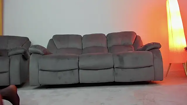 Snapshot of SecretVanilla chatting on February 2026 02:25:02 PM SecretVanilla online show from February 2026 02:25:02 PM